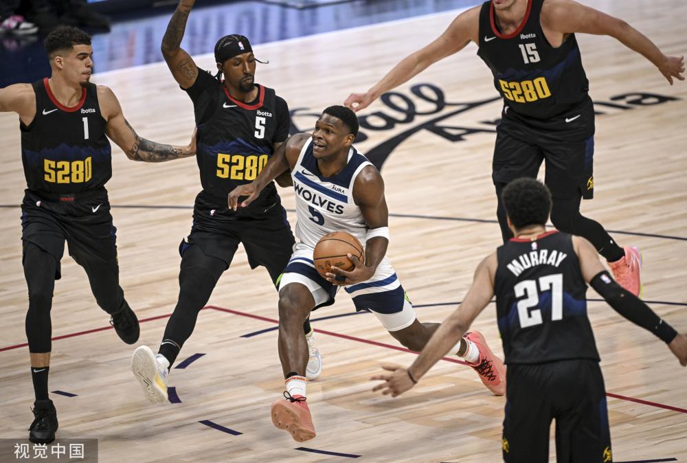 及钢架雪车 及钢架雪车