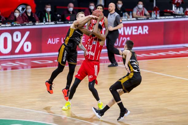 攻防俱失 攻防俱失