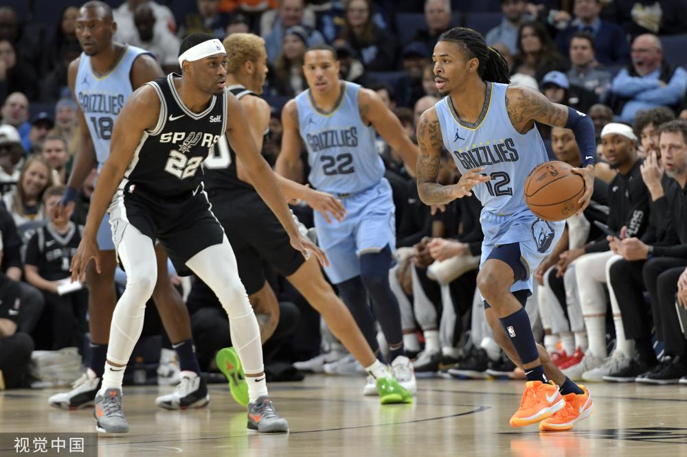 并且在标题 并且在标题